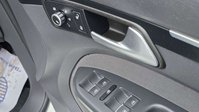 Volkswagen Touran 1.4 TSI SE MPV 5dr Petrol DSG Euro 5 (140 ps) 22