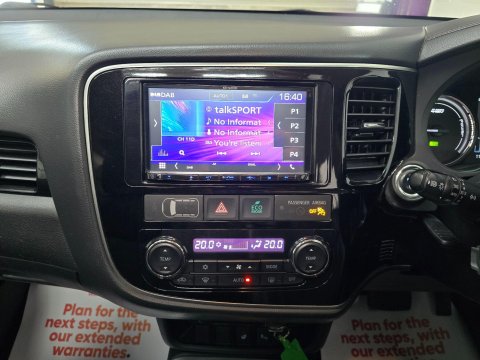 Mitsubishi Outlander 2.0h 12kWh 4hs CVT 4WD Euro 6 (s/s) 5dr 29