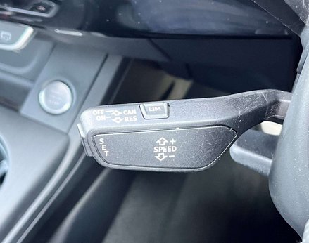 Audi A4 2.0 A4 Black Edition 40 TDI Semi-Auto 5dr 57