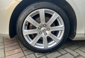 Volvo V40 2.0 T3 INSCRIPTION 15