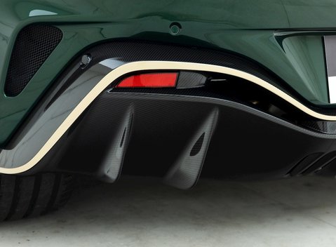 Aston Martin V12 Vantage 30