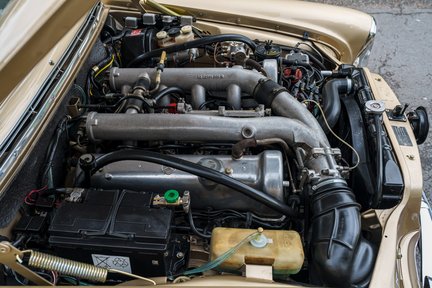 Mercedes-Benz S Class 300 SEL 6.3 34