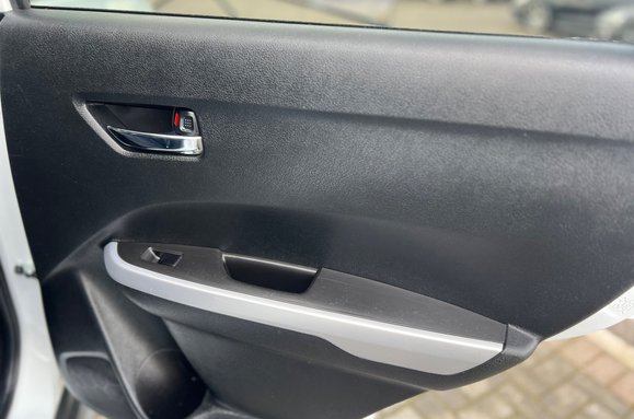 Suzuki Vitara 1.6 SZ-T AUTOMATIC 25