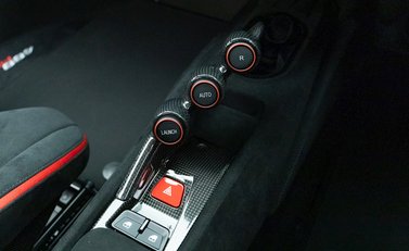 Ferrari 488 Pista 19