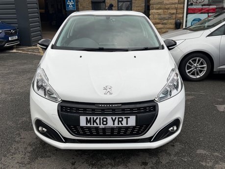 Peugeot 208 PURETECH BLACK EDITION 3