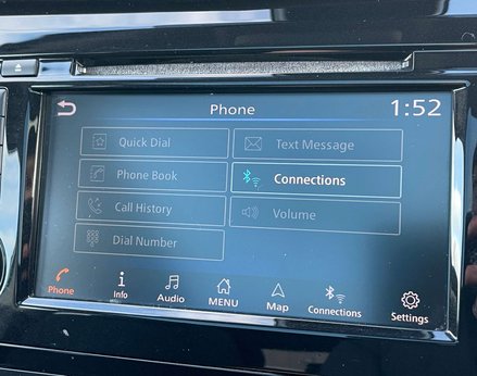 Nissan Qashqai 1.3 Qashqai N-Connecta DiG-T 5dr 39