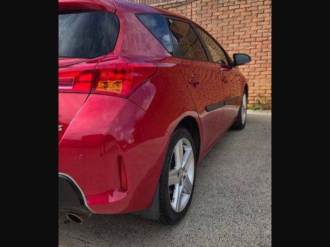 Toyota Auris 1.6 Auris Sport Valvematic 5dr 24