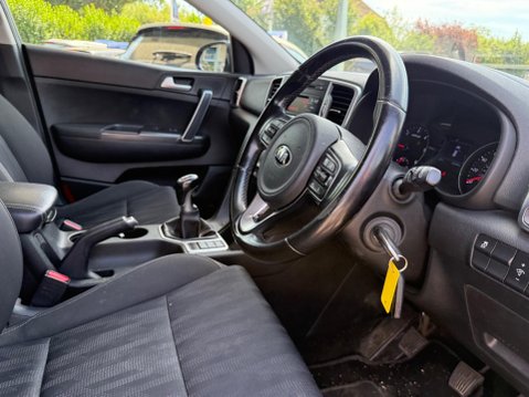 Kia Sportage 1.7 CRDi 1 Euro 6 (s/s) 5dr 9