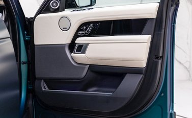 Land Rover Range Rover 5.0 Autobiography 21