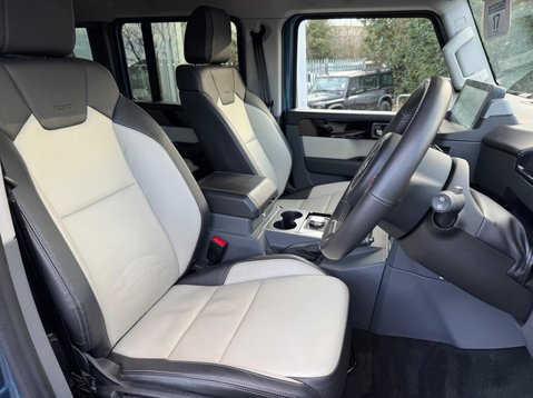 Ineos Grenadier FIELDMASTER EDITION 11