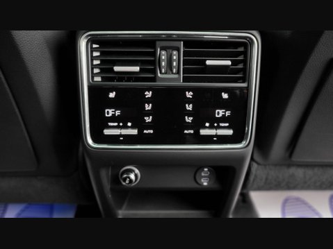 Porsche Cayenne V6 27