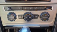 Volkswagen Golf 1.2 TSI BlueMotion Tech S Hatchback 5dr Petrol DSG Euro 5 (s/s) (105 ps) 31