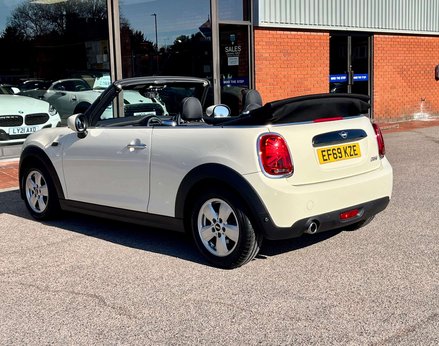 Mini Convertible 1.5 Cooper Classic Auto 2dr 11