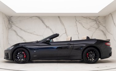 Maserati Grancabrio Sport 2