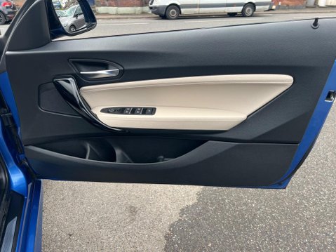 BMW 2 Series 2.0 220i M Sport Auto Euro 6 (s/s) 2dr 33