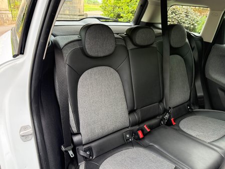 Mini Countryman COOPER 30