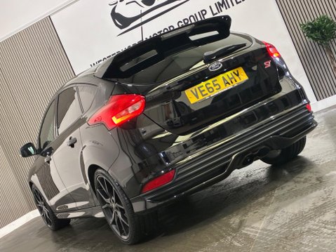 Ford Focus 2.0T EcoBoost ST-2 Euro 6 (s/s) 5dr 19