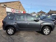 Dacia Duster ESSENTIAL SCE 8