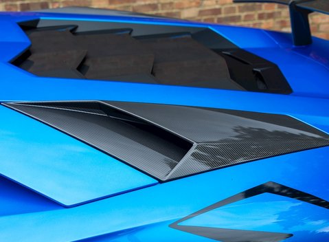 Lamborghini Aventador SV LP 750-4 Coupe 28