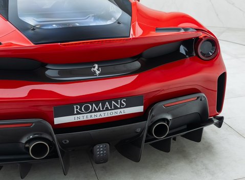 Ferrari 488 Pista 29