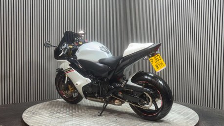 Honda CBR 2014 35K LONG MOT 600CC SPORTS BIKE SERVICED WARRANTY 10