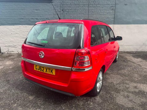 Vauxhall Zafira 1.8 16V Exclusiv Euro 5 5dr (SNav) 8