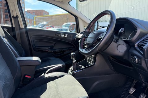 Ford Ecosport ST-LINE.. 3 SERVICES.. ONLY 50000 MILES.APPLE PLAY.,STUNNING EXAMPLE  15
