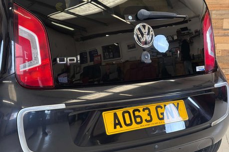 Volkswagen Up 1.0 High up! Hatchback 5dr Petrol ASG Euro 5 (75 ps) 71