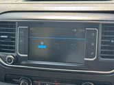Peugeot Expert AUTO XLWB L3H1 Low Roof Professional Premium 3100 Air Con EURO 6 23