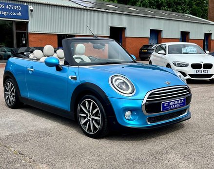 Mini Convertible 1.5 Cooper Exclusive Auto 2dr 4