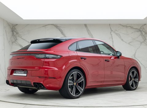 Porsche Cayenne GTS Coupé 7