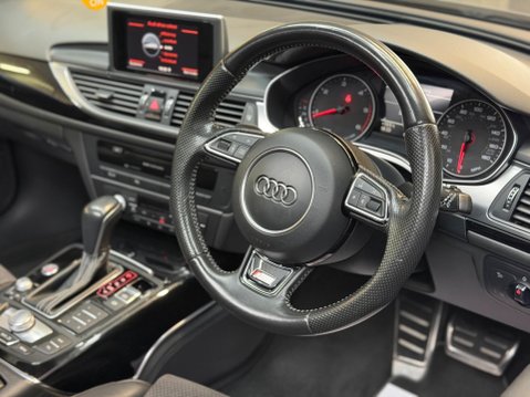 Audi A6 2.0 TDI ultra Black Edition S Tronic Euro 6 (s/s) 5dr 32