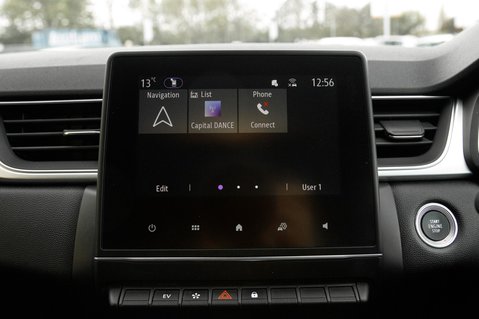 Renault Captur TECHNO E-TECH 21