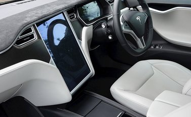 Tesla Model S S 90d 22