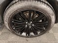 Land Rover Discovery 3.0 TD V6 HSE Auto 4WD Euro 6 (s/s) 5dr 50
