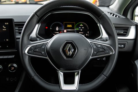 Renault Captur TECHNO E-TECH 20