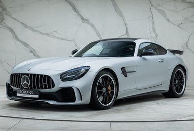 Mercedes-Benz AMG GT R 