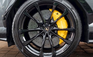 Lamborghini Urus 10
