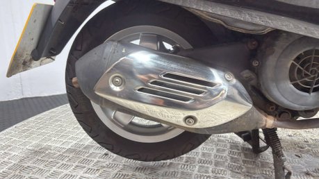 Piaggio Vespa Primavera 2016 17K RUNS WELL EASY LIGHT PROJECT 125CC SCOOTER BIKE 17