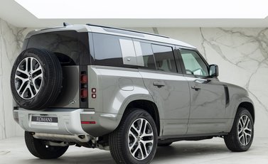 Land Rover Defender 110 XS Edition P400 7