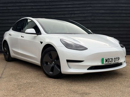 Tesla Model 3 Model 3 Standard Range + 4dr