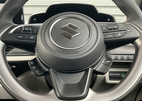 Suzuki Swift 1.2 Mild Hybrid Motion  25