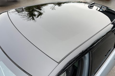 Land Rover Range Rover Evoque FIRST EDITION MHEV - PAN ROOF - NOLITA GREY - TWO TONE LEATHER - HIGH SPEC 21