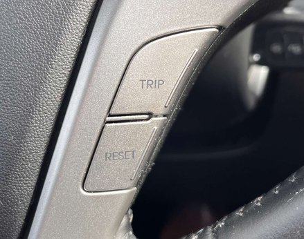 Hyundai ix20 1.6 ix20 SE Nav MPI Auto 5dr 42