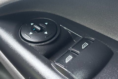 Ford Transit Connect 220 L1 Trend DCIV 100ps Tdci - Air Con 34