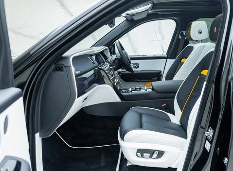 Rolls-Royce Cullinan BLACK BADGE 20