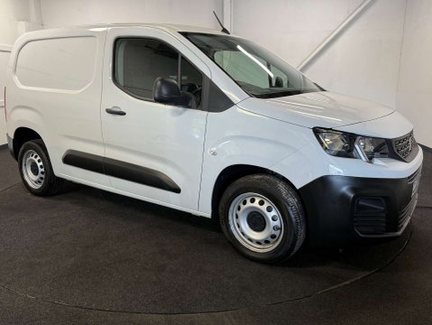 Peugeot Partner 1.5 Partner Professional Premium+ BHDi 6
