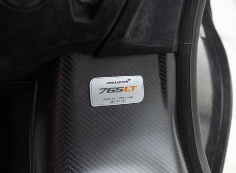 McLaren 765LT 28