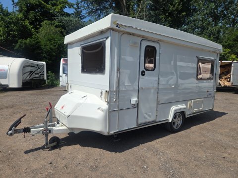 Gobur Carousel Clubman 2