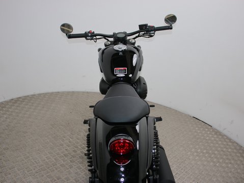 Keeway V-Cruise 125 28